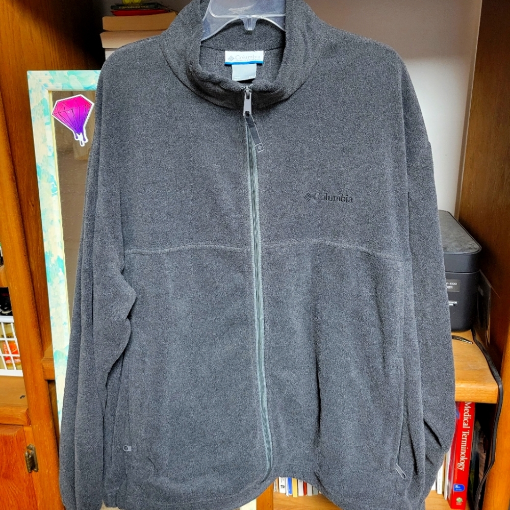 Mens Columbia fleece sweatshirt